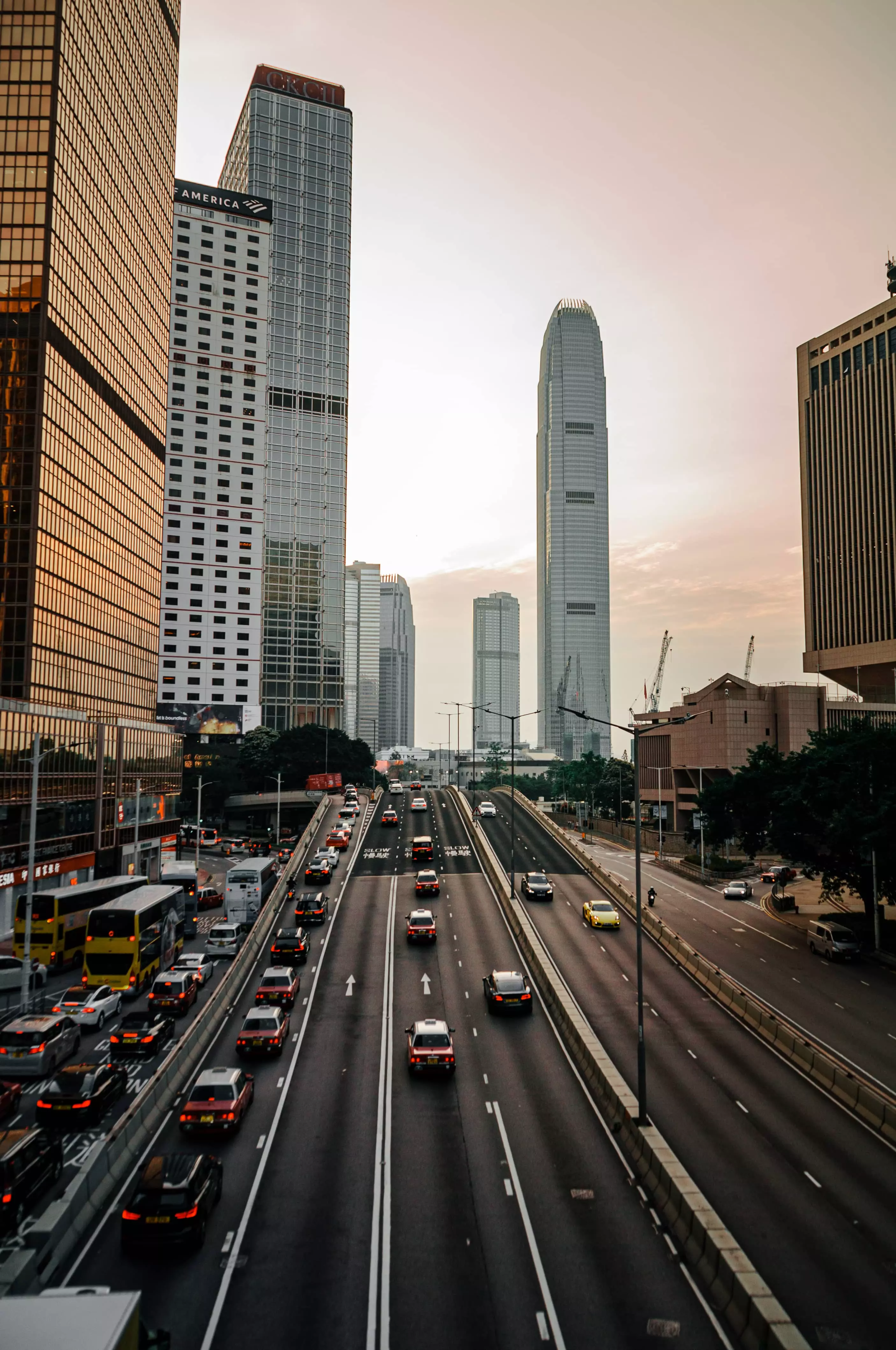 香港中环干诺道中